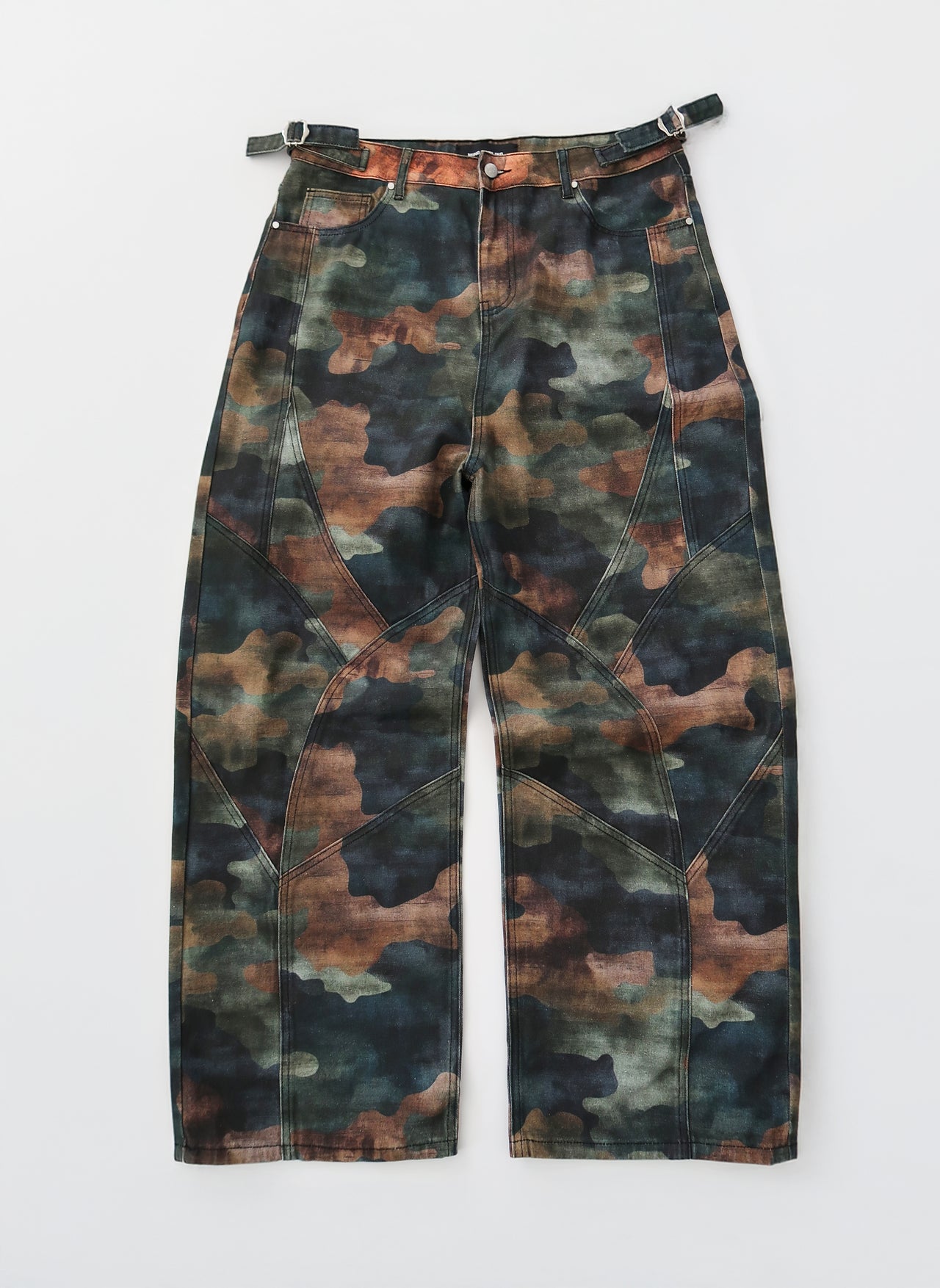 CAMO PANELED DENIM